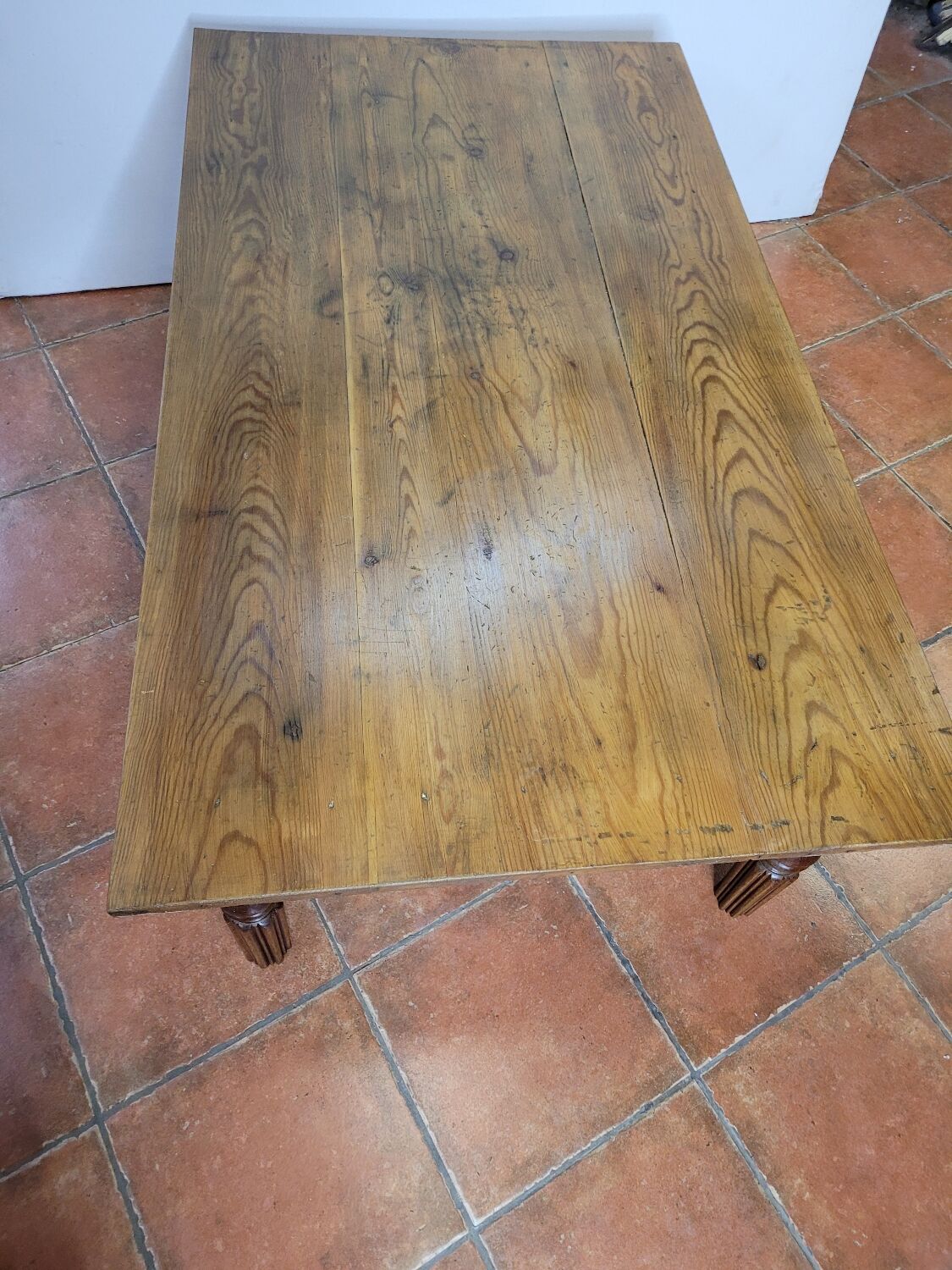 Antique coffee table with 1 drawer, 130×74cms