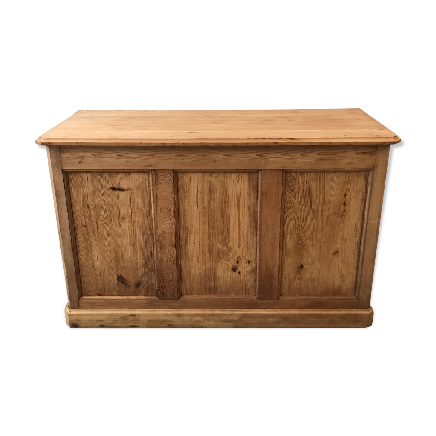 Double-sided grocer counter