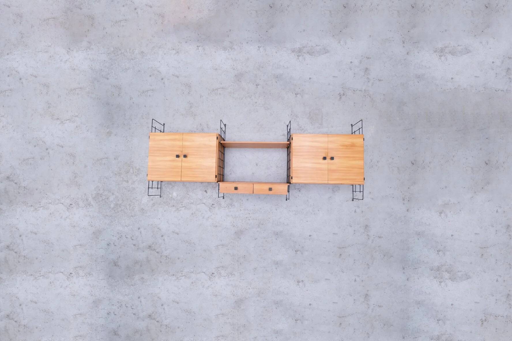 Wall-mounted bookcase in wood and metal, Germany 1960