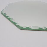 Octagonal mirror tray