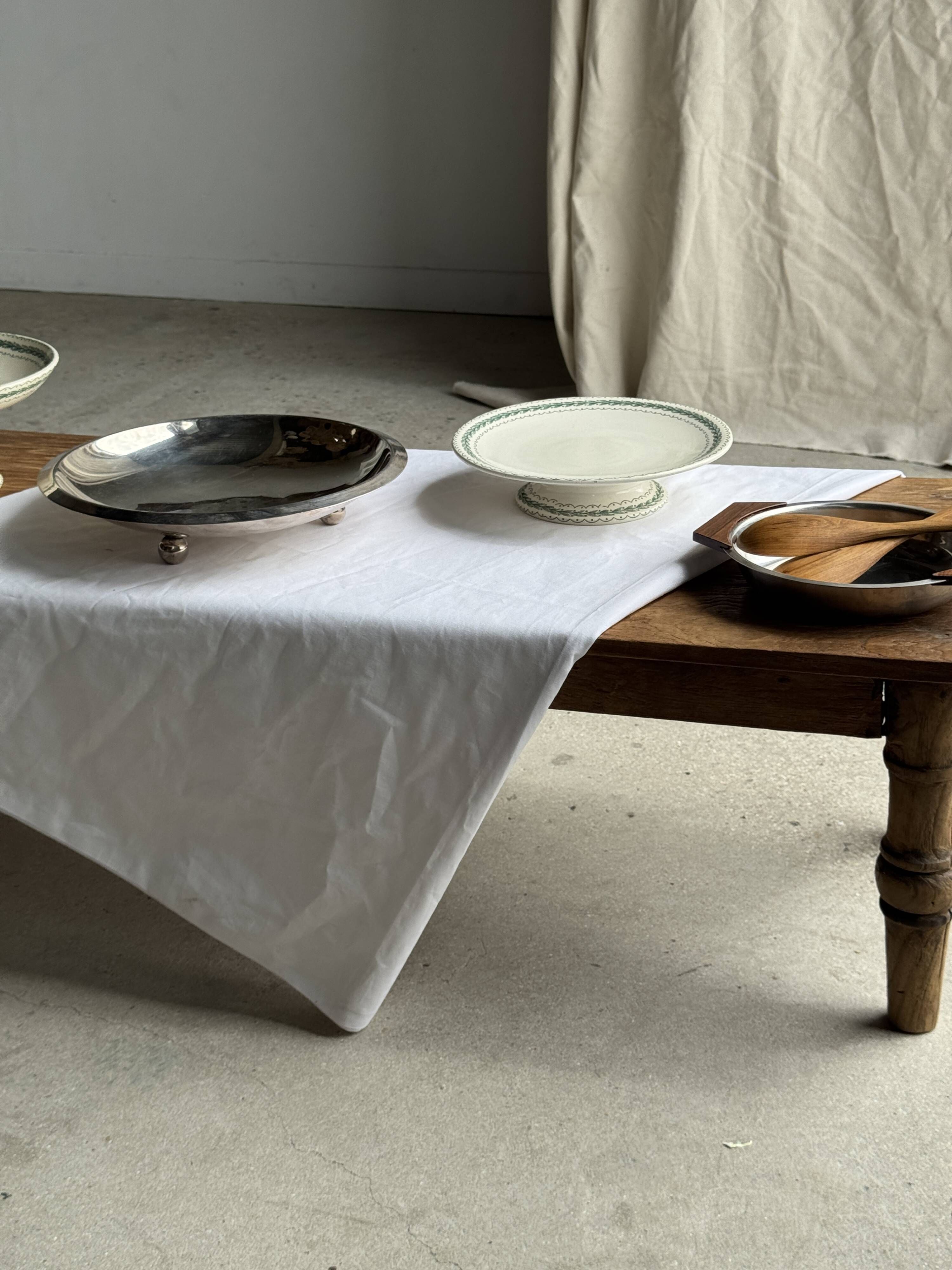 Pedestal dish in earthenware with green plant friezes H12 D24