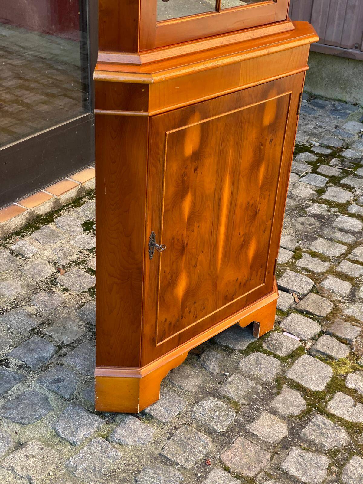 English Victorian corner display cabinet in solid wood and marquetry