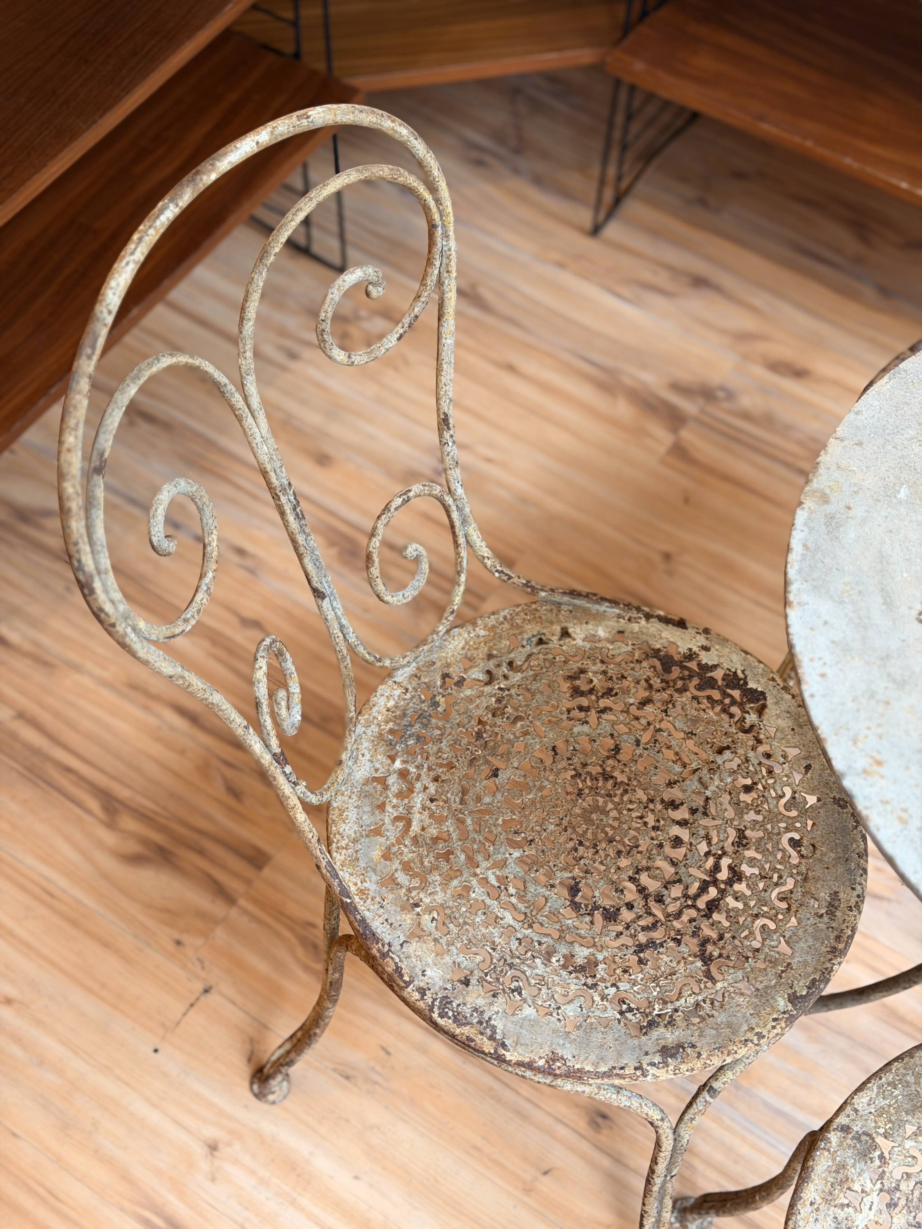 Garden furniture in wrought iron – 19th century, around 1880