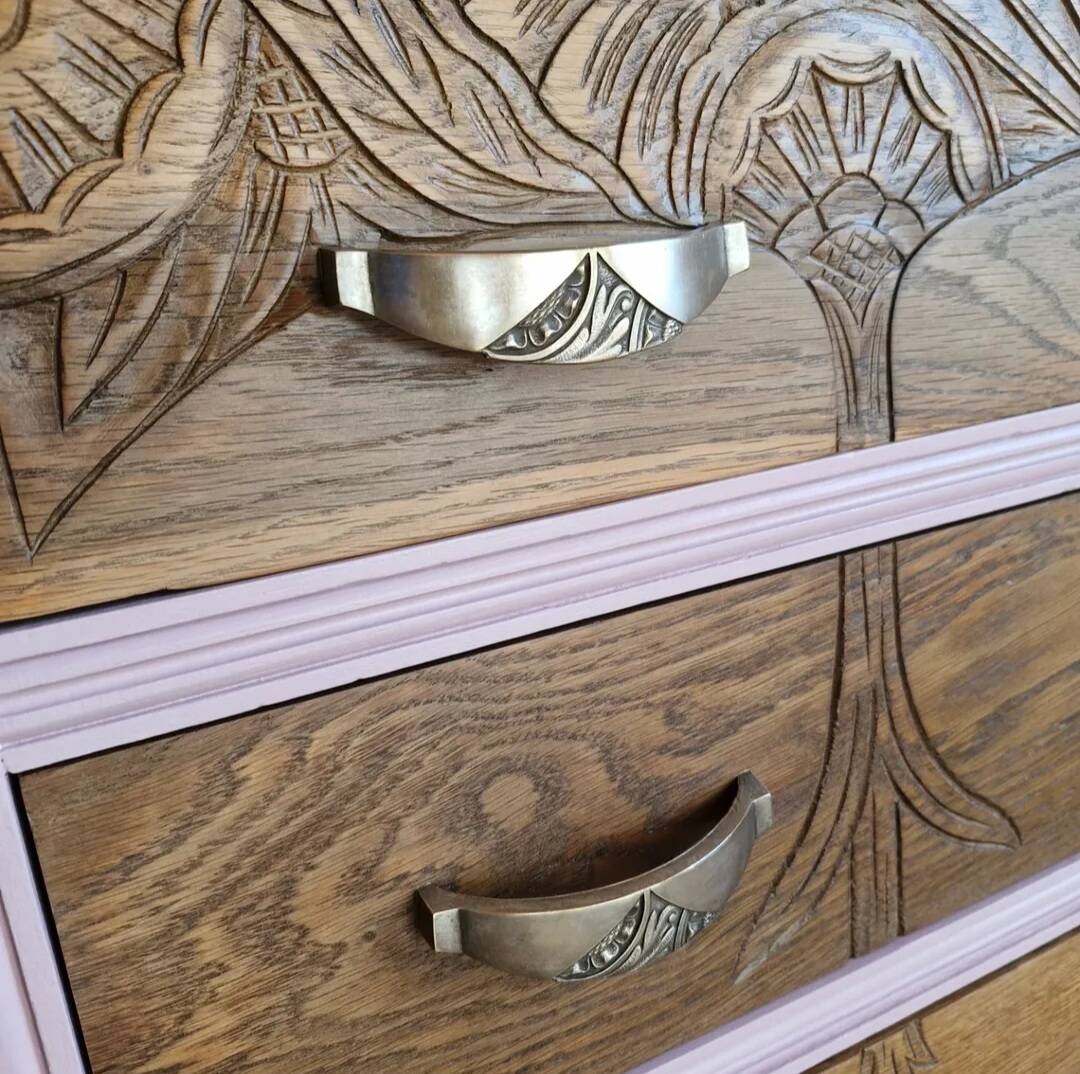 Art Deco chest of drawers