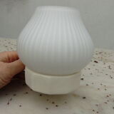 Porcelain or ceramic and art deco opaline wall light