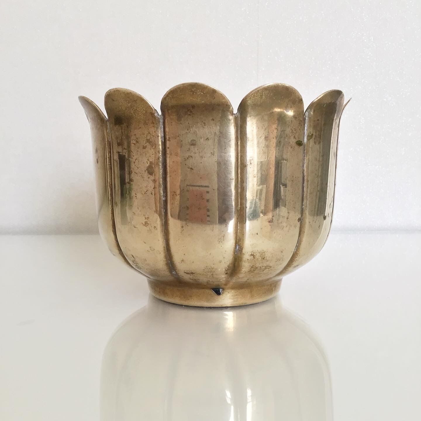 Vintage flower brass pot cover