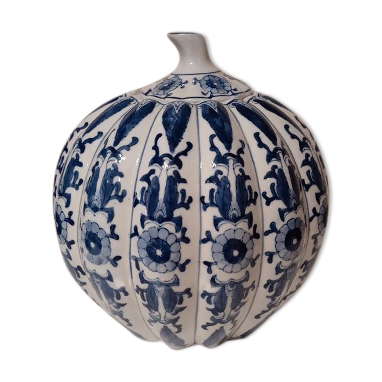 Chinese ginger porcelain pot blue and white