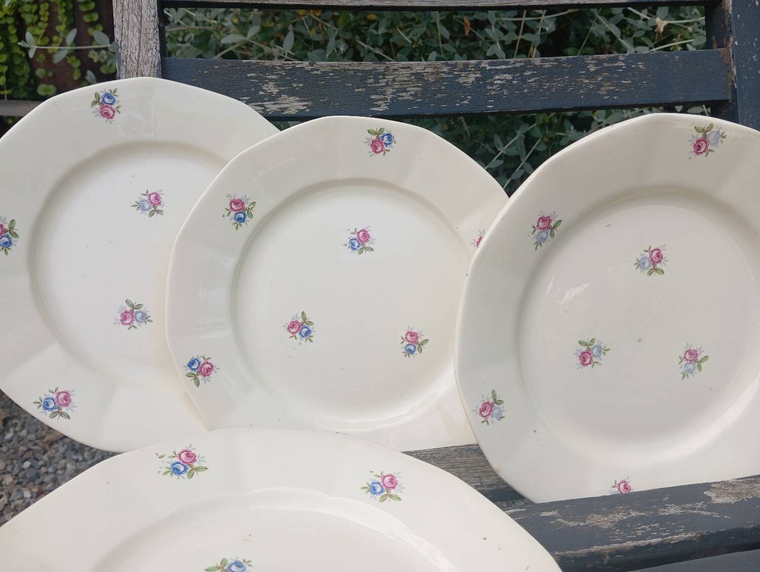 Assiettes à dessert x 7 porcelaine rétro 1920/50 à fleurs, CH-RENOU