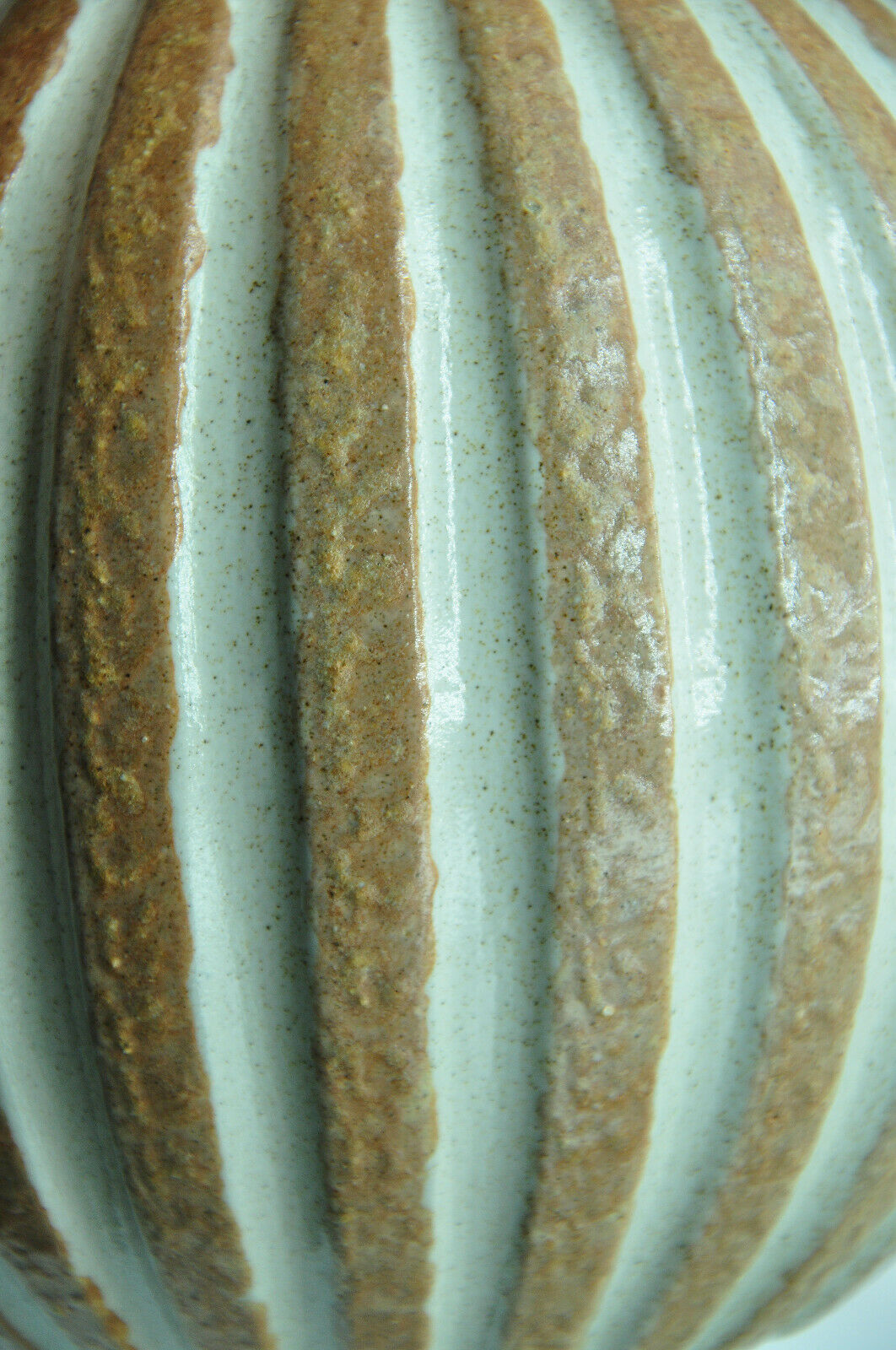 Coloquinte vase in recoiking by Jacques Breugnot