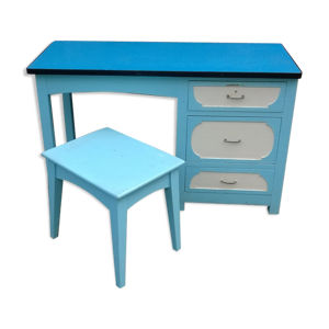 Bureau et son tabouret