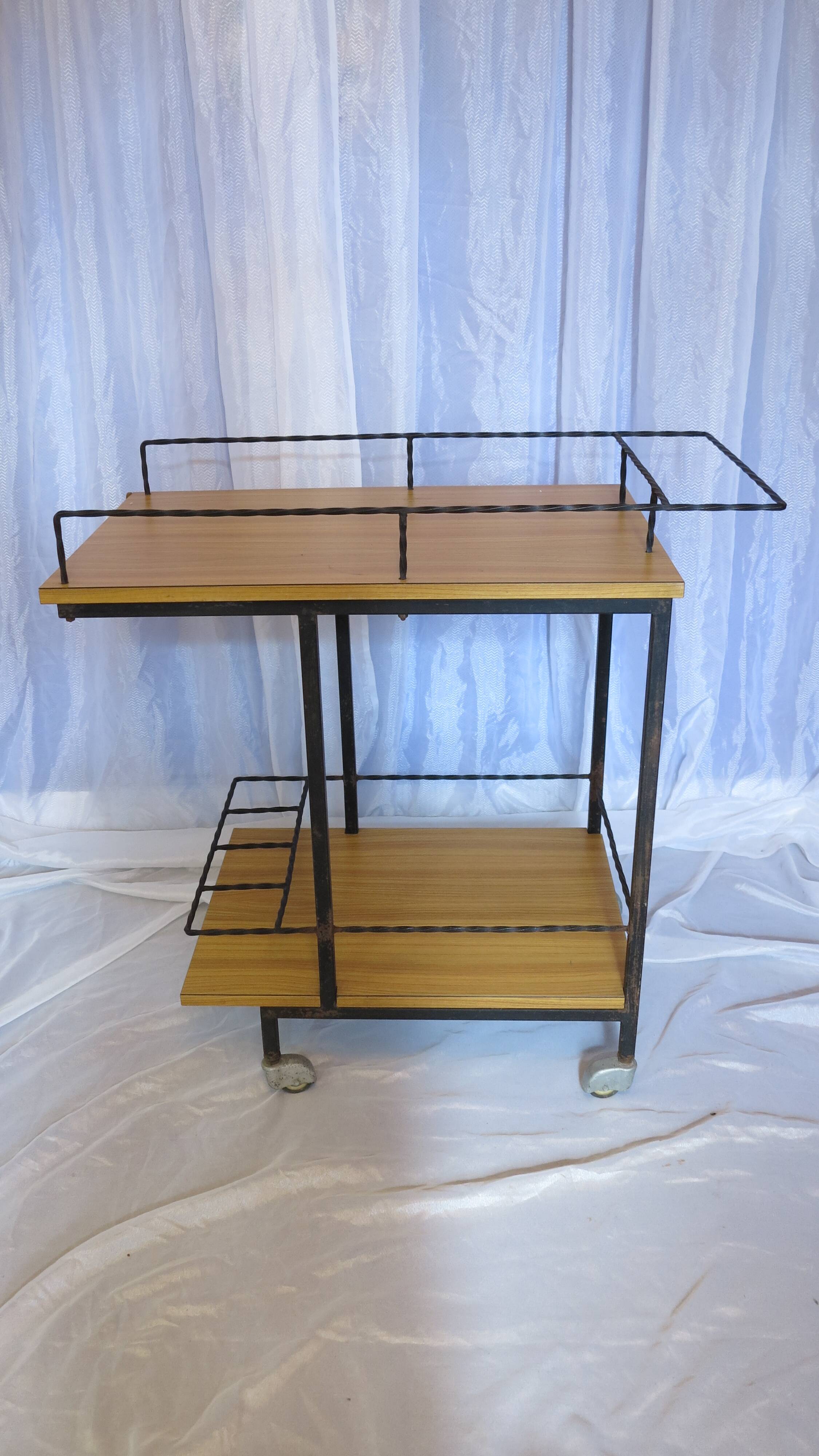 Bar roulant métal et formica