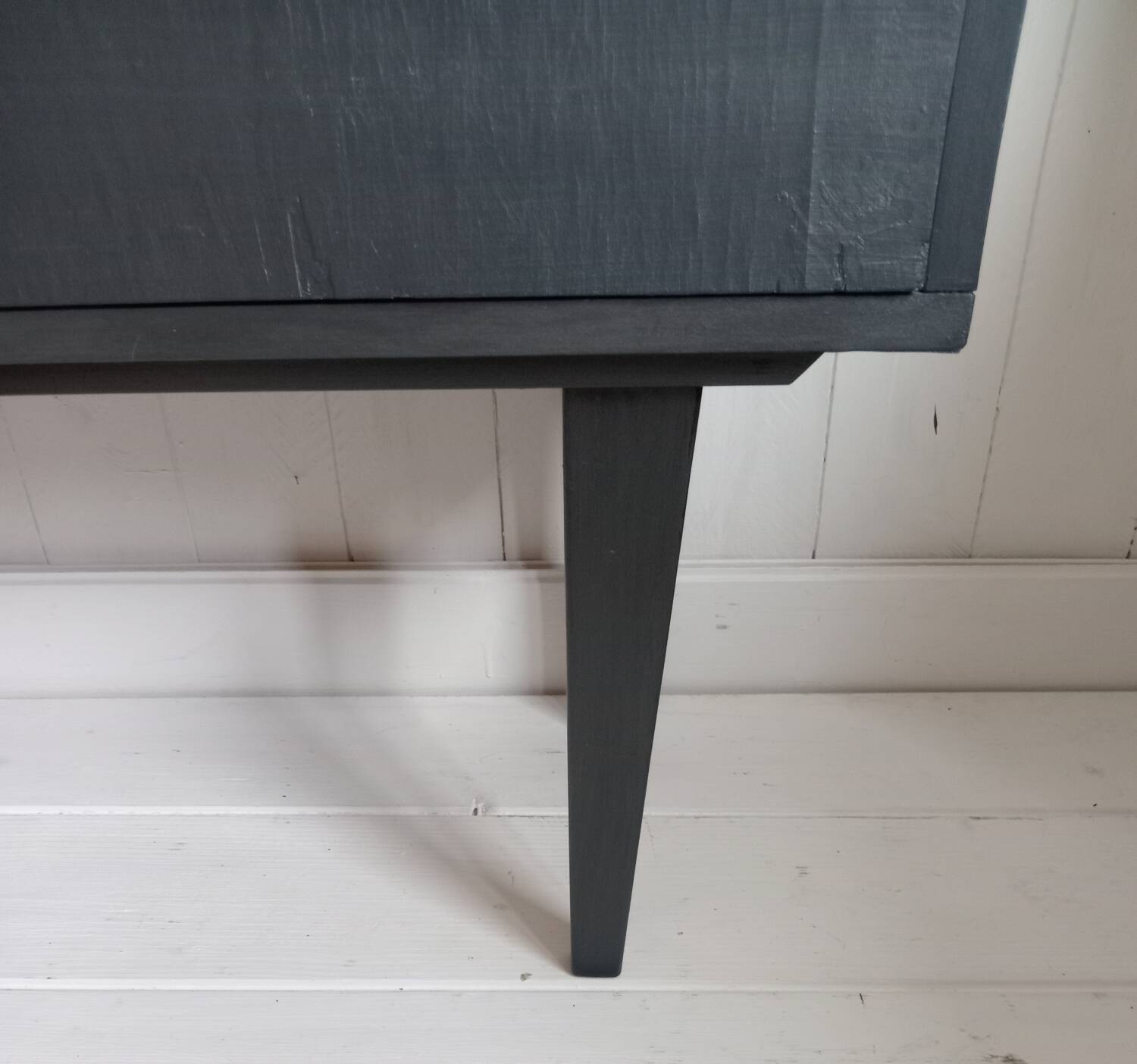 Chest of drawers, console in cherry