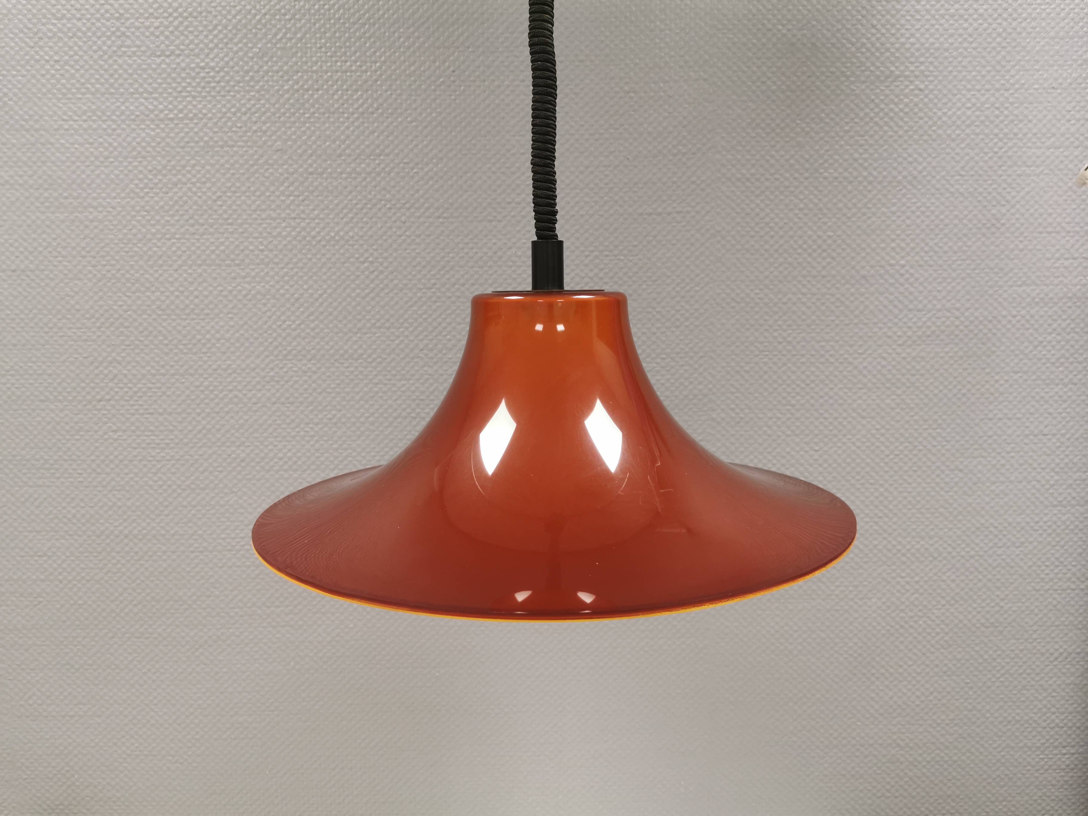 Lampe à suspension Jo Hammerborg pour Fog&Mørup modèle Plain de 1977.