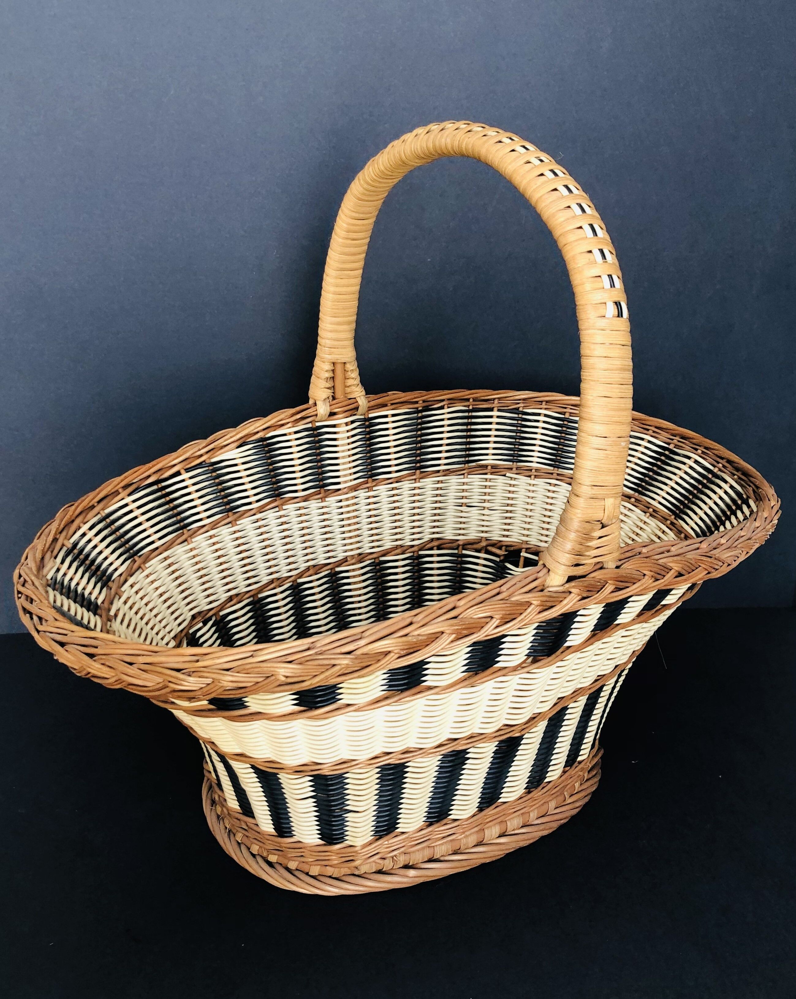 Wicker basket