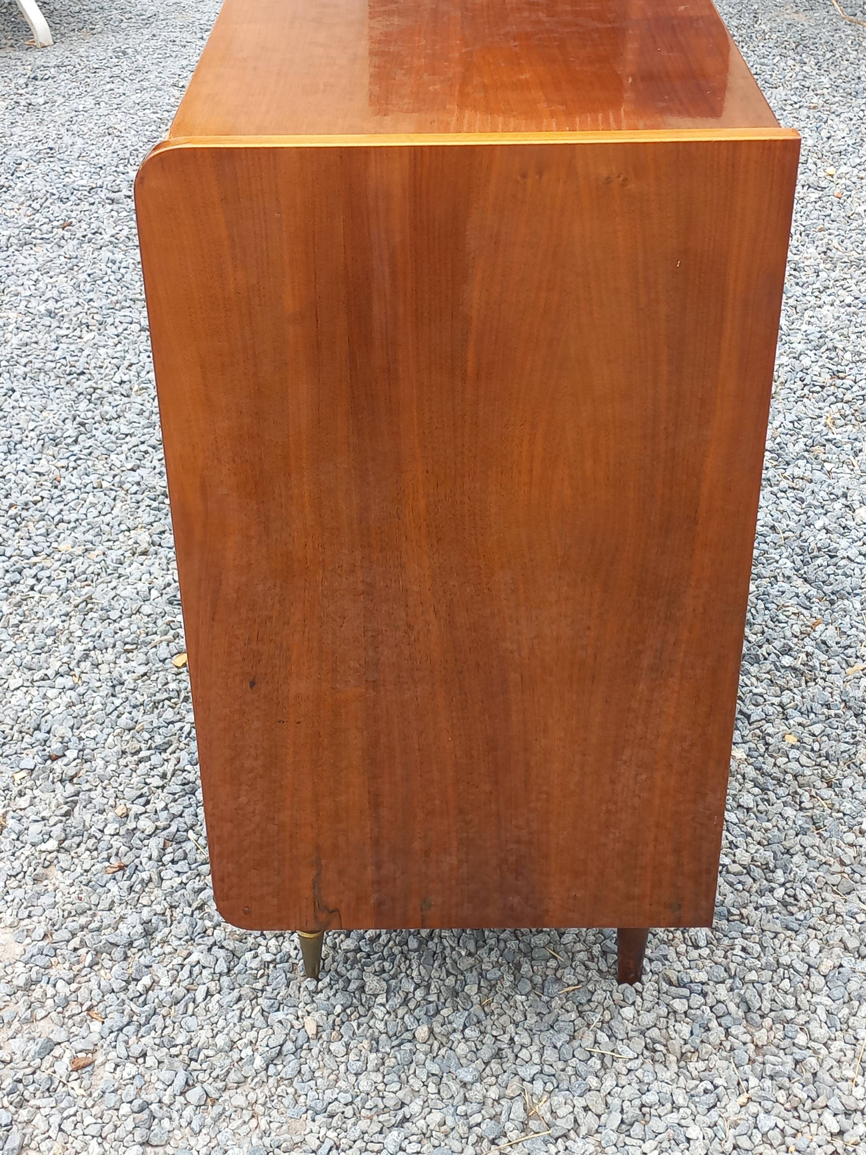 Vintage walnut varnished chest of drawers with 4 drawers from the 1960s.