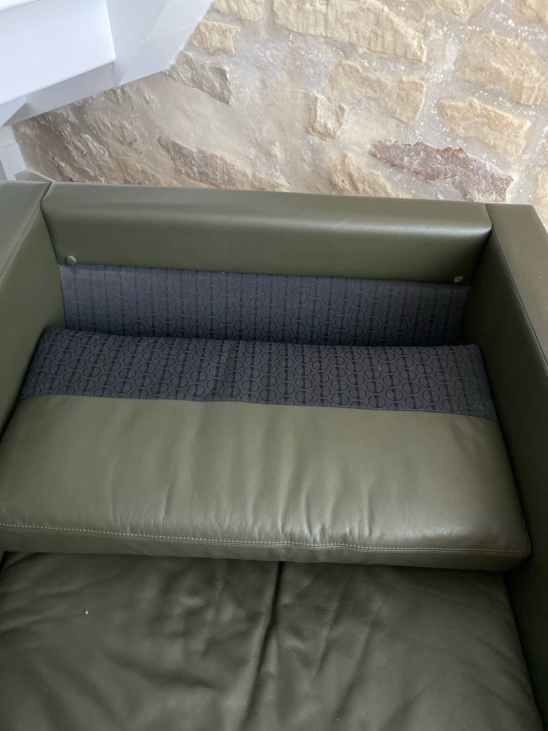 Fauteuil Pfister Knoll cuir kaki