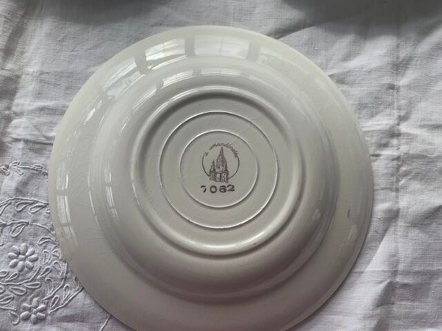 8 hollow plates in mint green and white earthenware, vintage 1950/60s L'Amandinoise