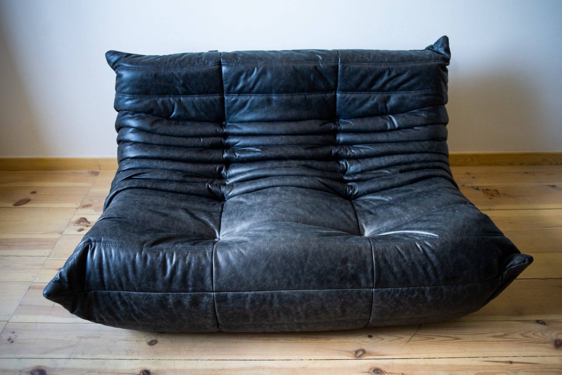 Black leather 3-seat Togo sofa attributed to Michel Ducaroy for Ligne Roset