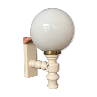 Vintage wall lamp in opaline glass