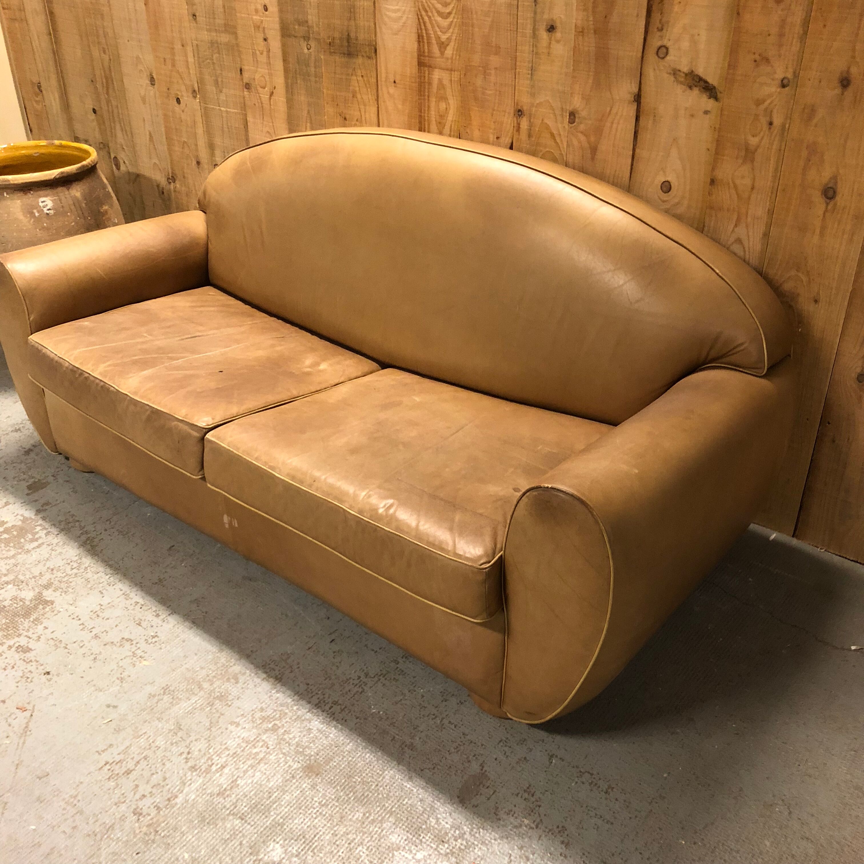 Leather sofa club style Former vintage convertible