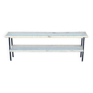 Étagère, présentoir