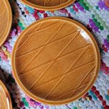 6 assiettes à dessert en barbotine Salins