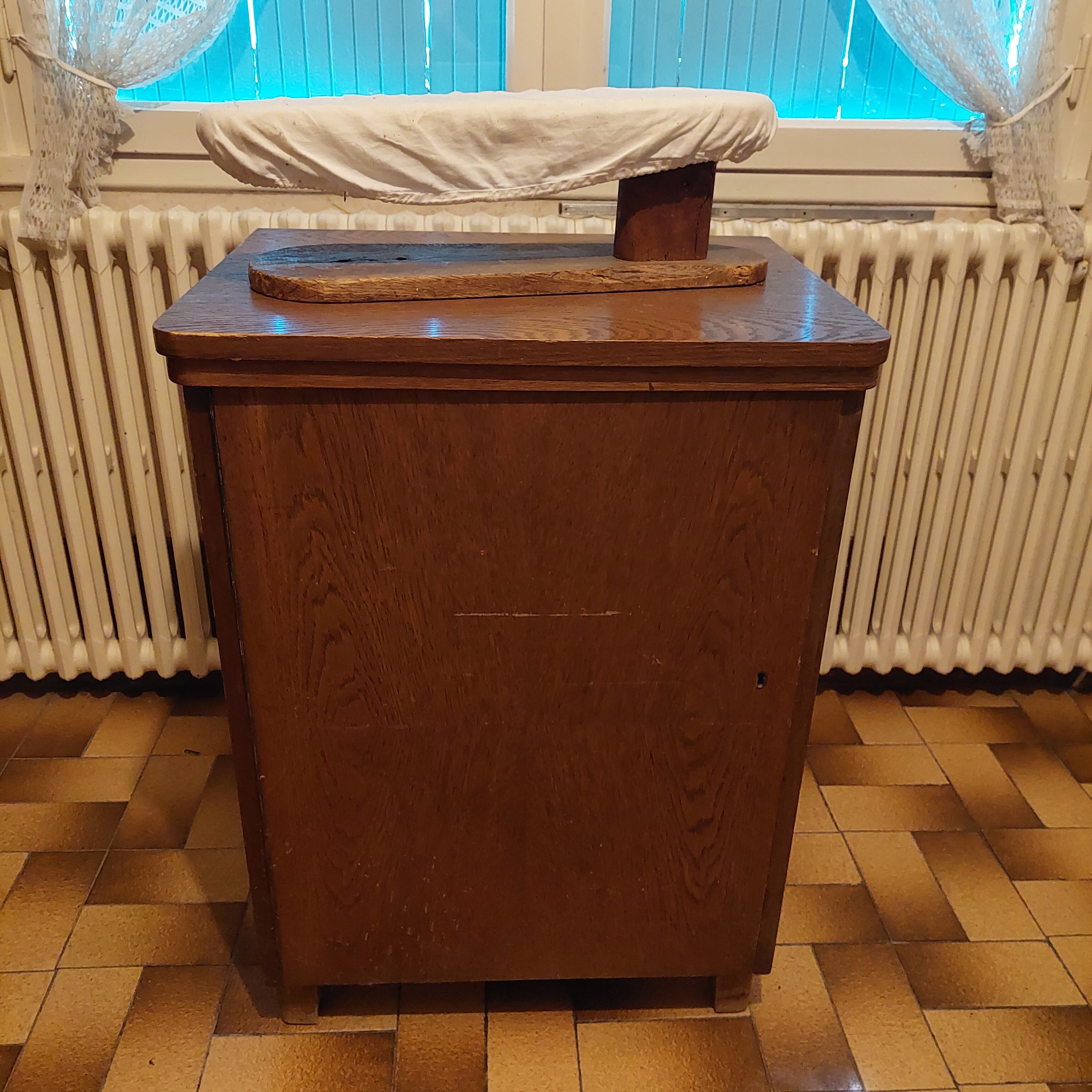 Gritzner sewing machine