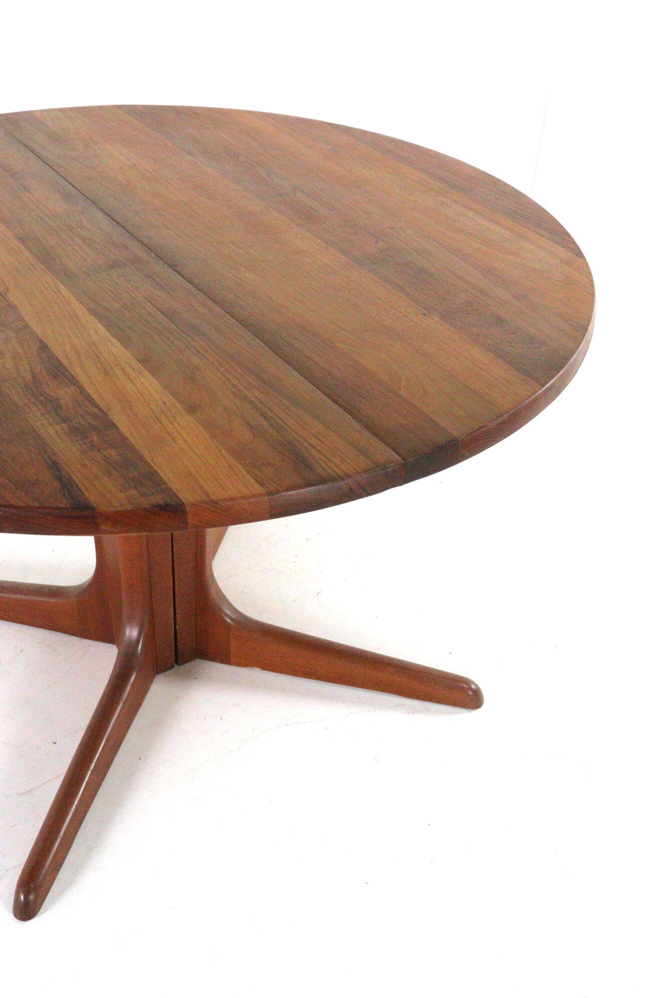 Round extendable teak dining table vintage - danish design