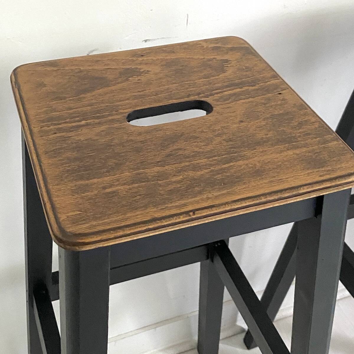 Set of 3 high workshop stools