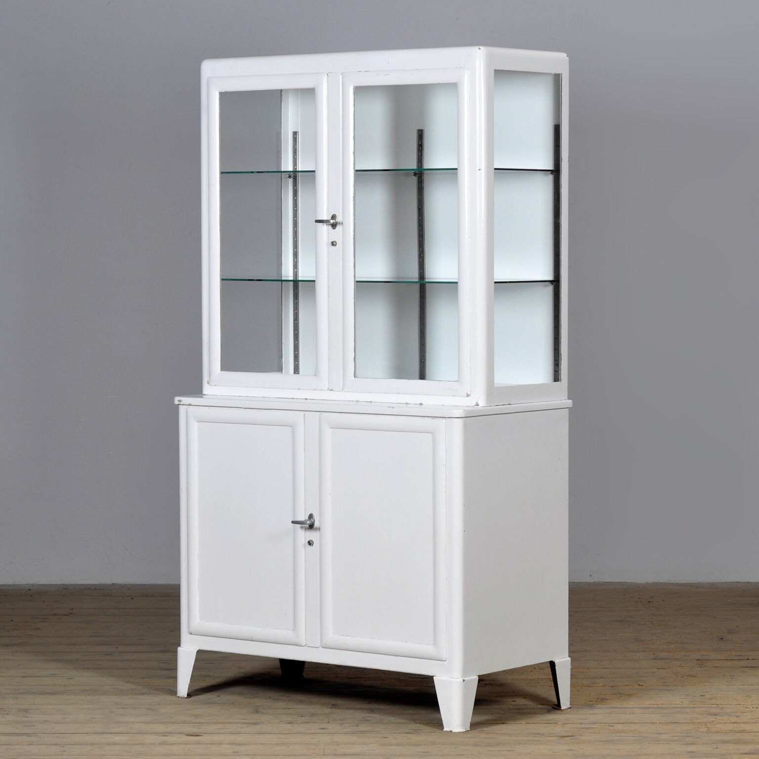 Iron medical cabinet, 1930s