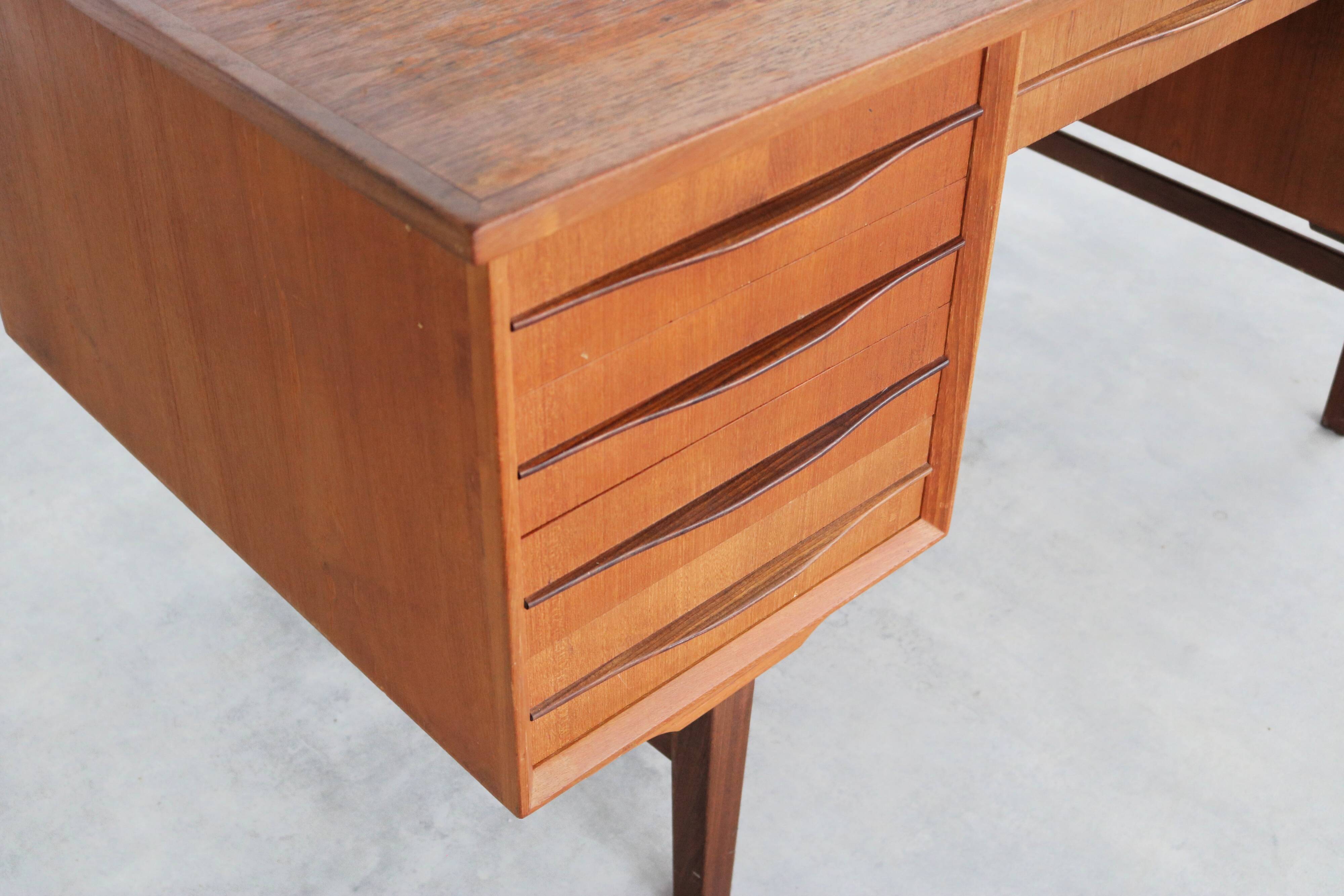 vintage desk | 1960s | teak | Danish