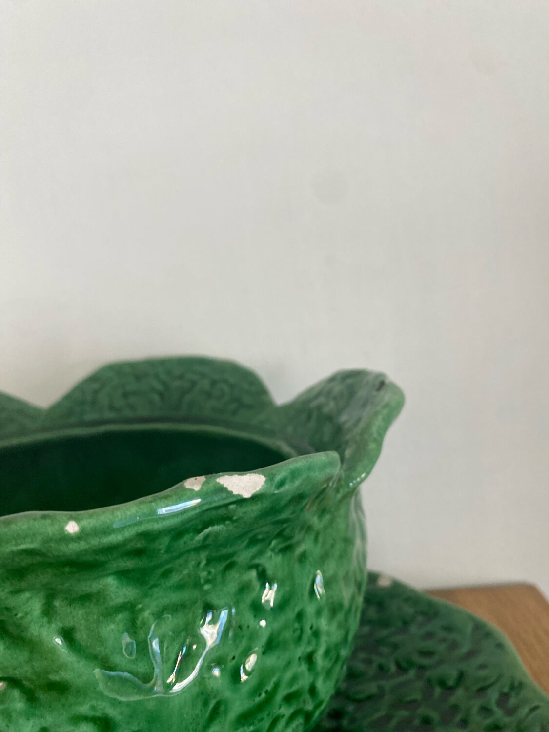 Slurry tureen and its tray