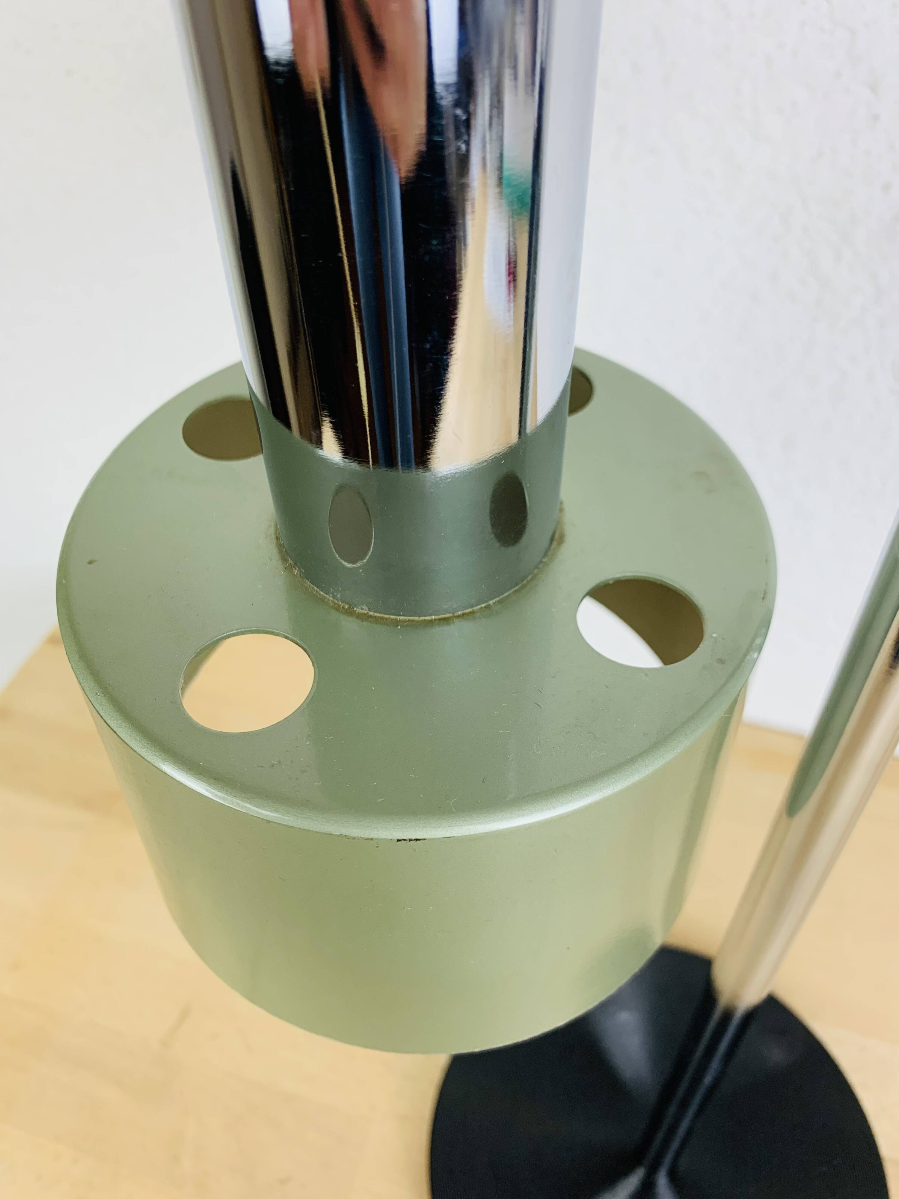 Lampe de bureau spot années 60 design Suisse