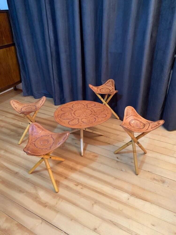 Safari stools & table set, 1970s, set of 5