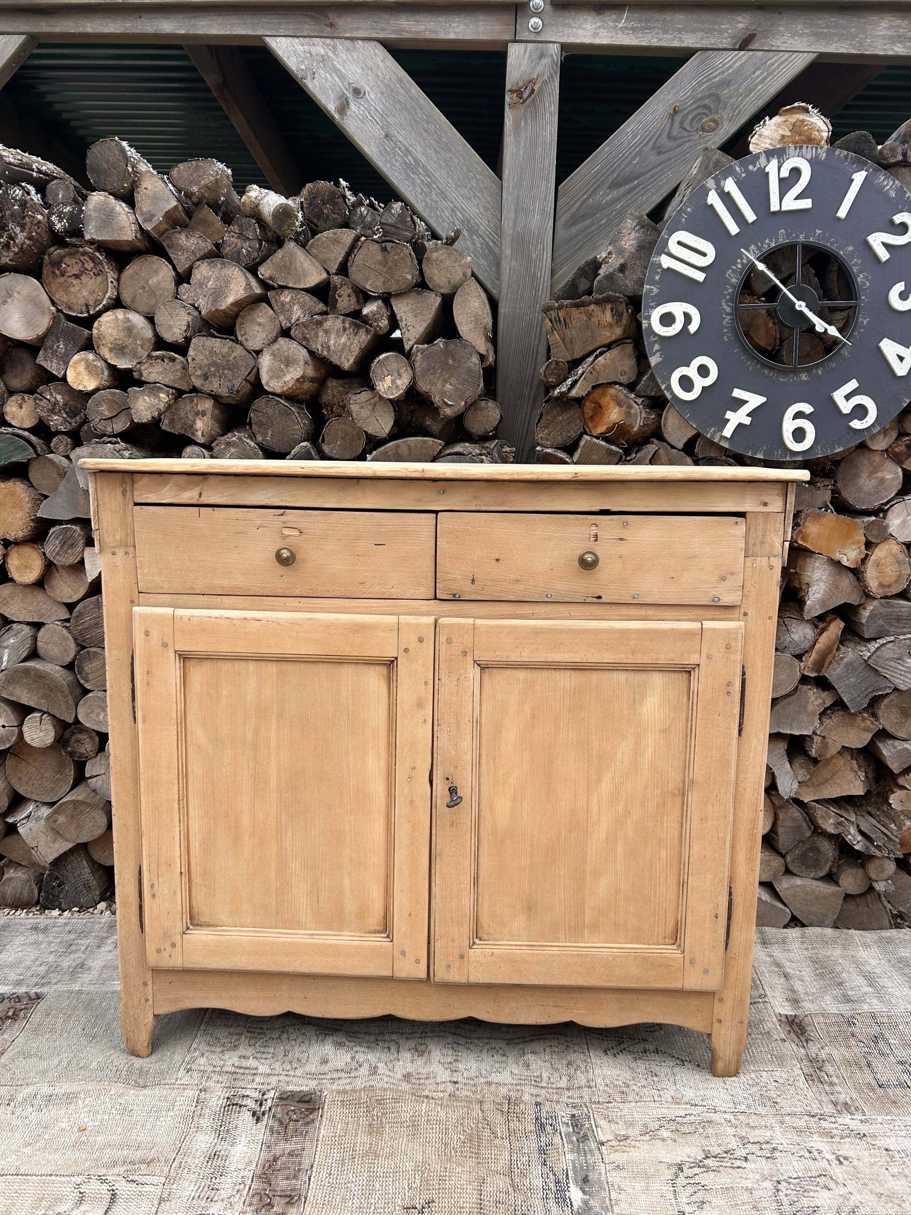 Massive renovated buffet