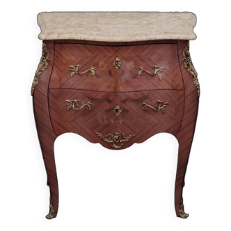 Commode Style Louis XV Estampillé en Marqueterie richement décorées bois de rose