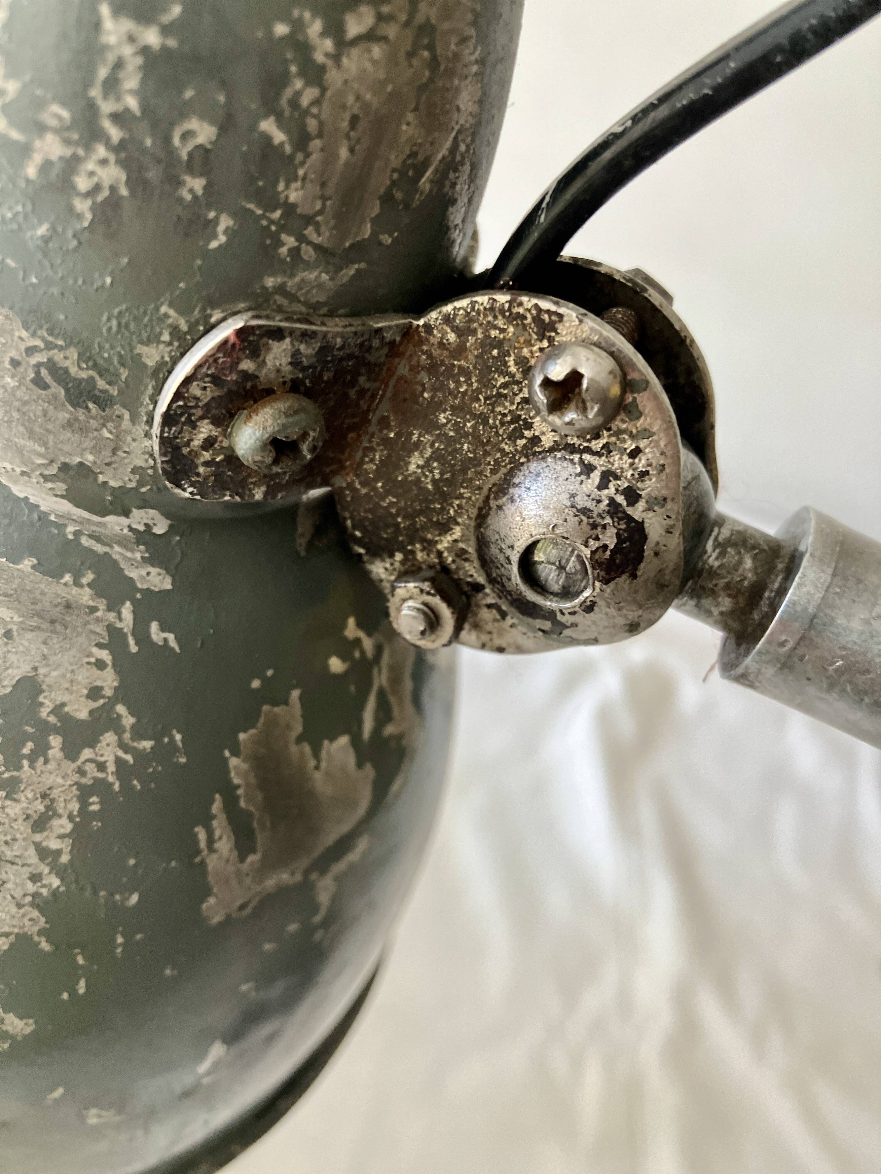 Lampe d'atelier flexible