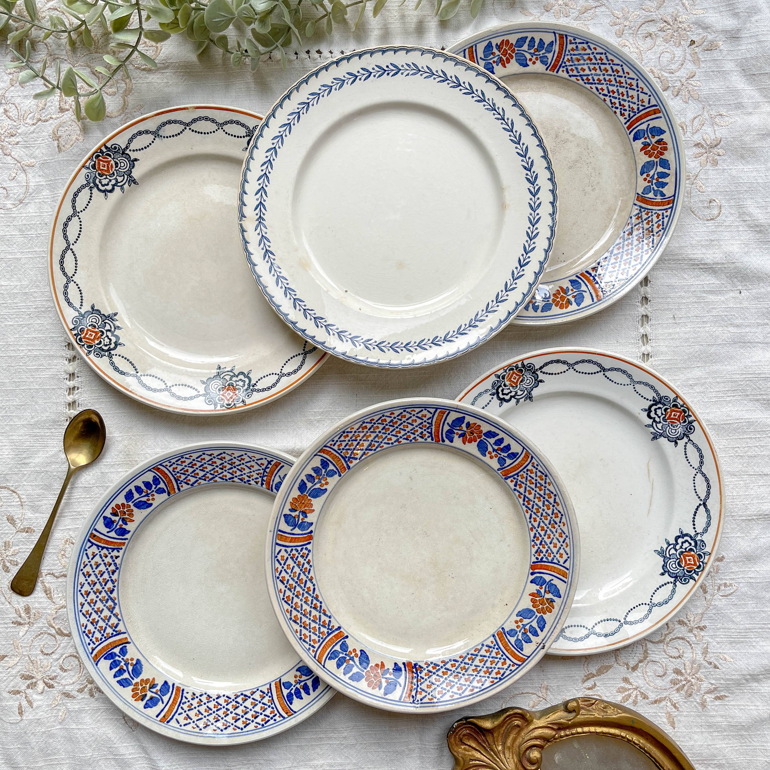 6 Small mismatched vintage plates - L'Amandinoise - Luneville