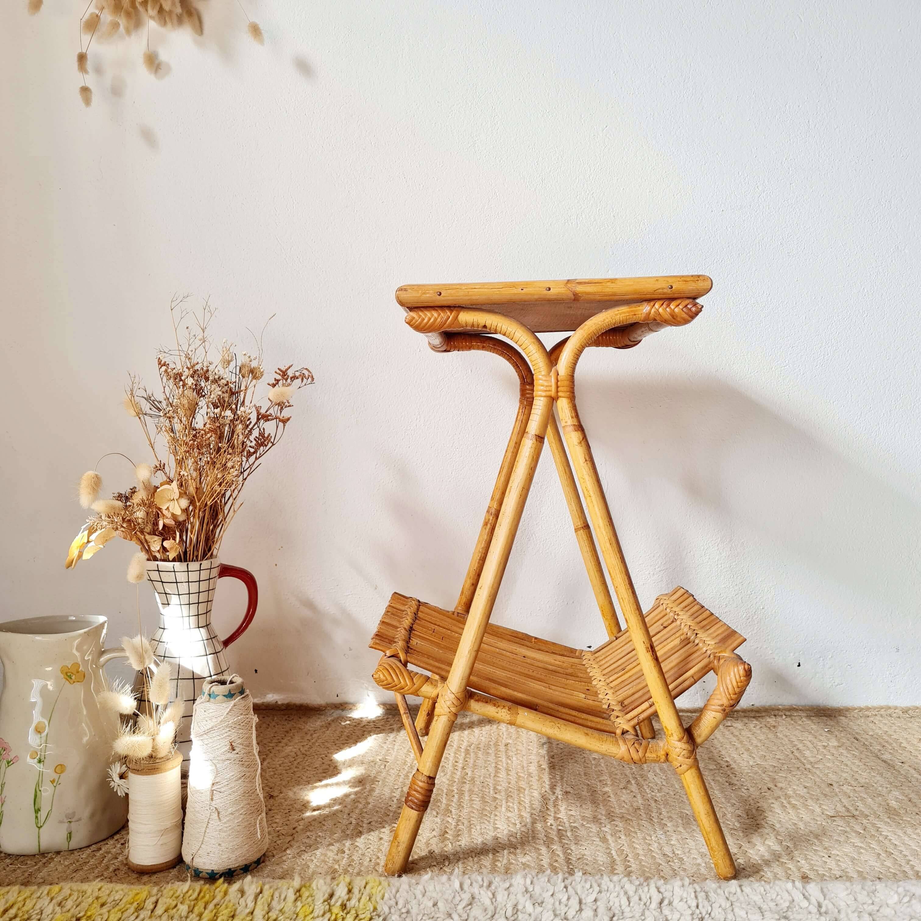 Side table magazine rack in rattan - 1960s design