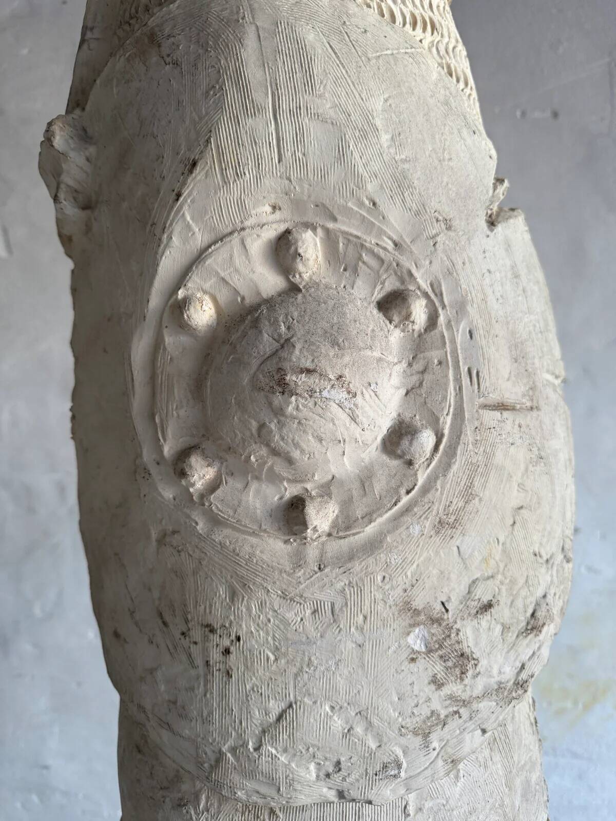 Set of two natural white plaster sculptures by Walter De Buck — figurative folkloric pair