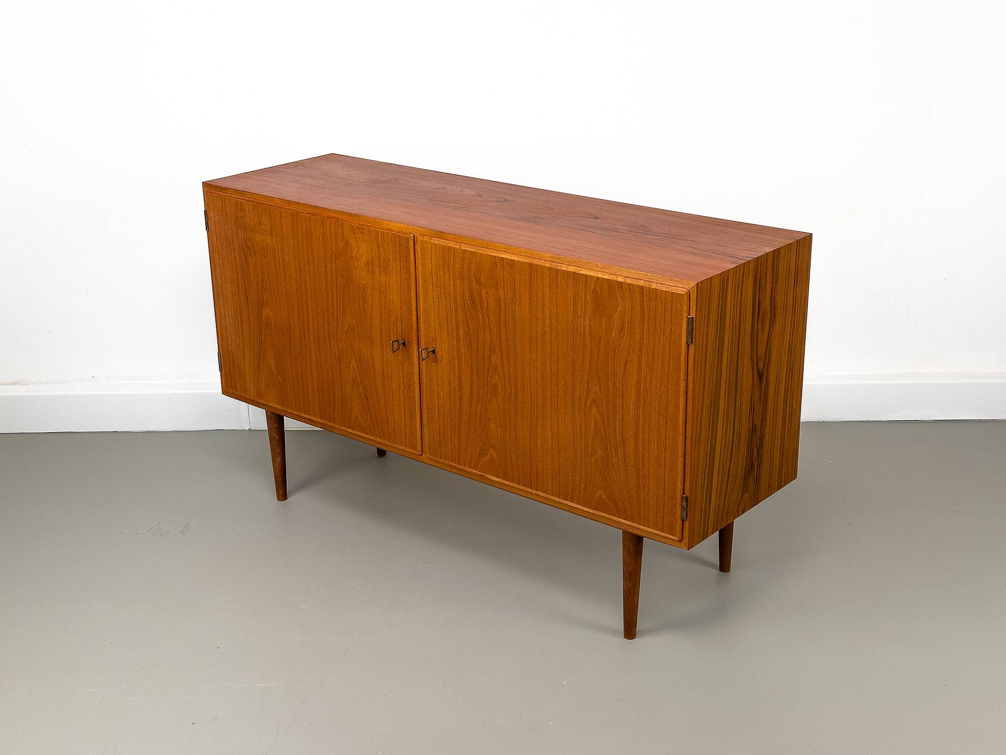 Enfilade danoise en teck par Carlo Jensen pour Hundevad & Co., 1960s