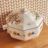 Old Abbey Ware Trianon Saar V& B.M. soup service.