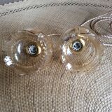 Pair of suspensions