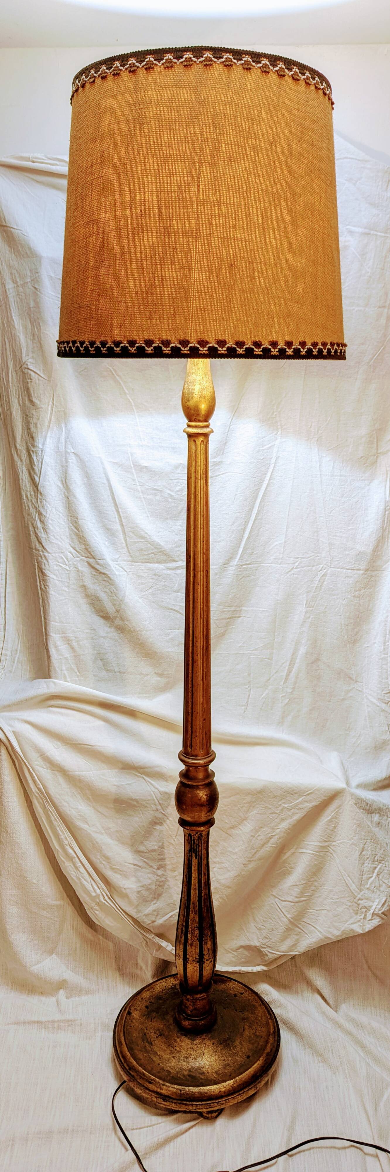 Gilded wooden floor lamp