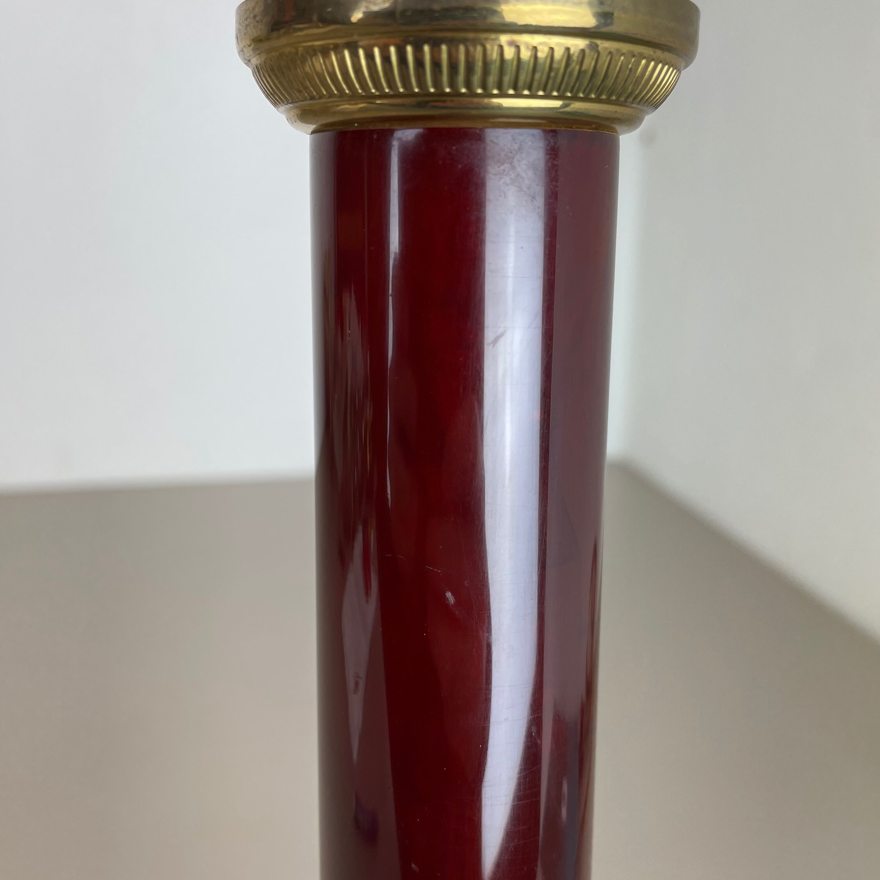 Rare Modernist Red Catalina and Brass Tube Table Light, Italy, 1960s