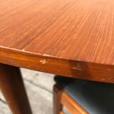 Vintage 1970 round table with extension cords