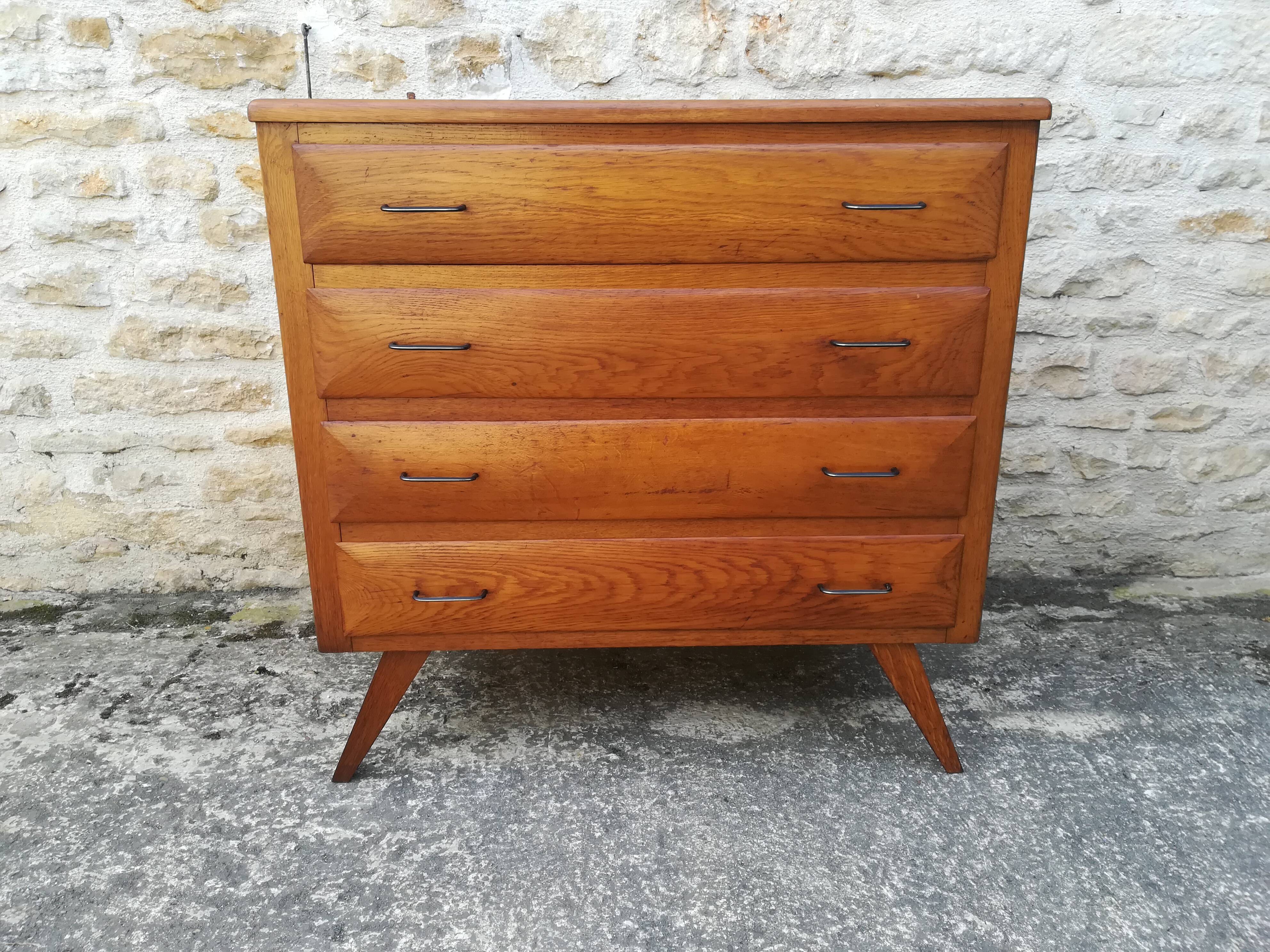 Vintage oak chest of drawers