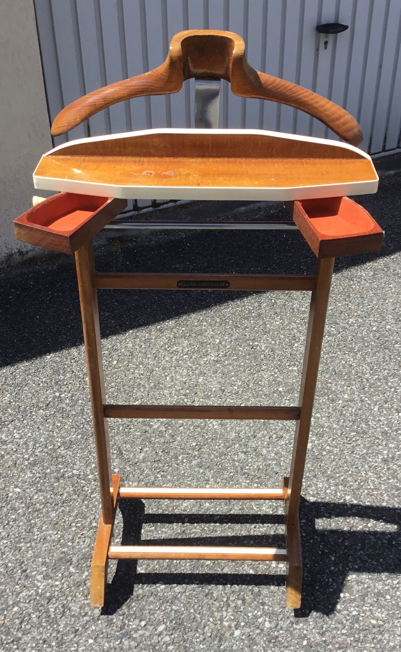 Galandenuit Room Valet