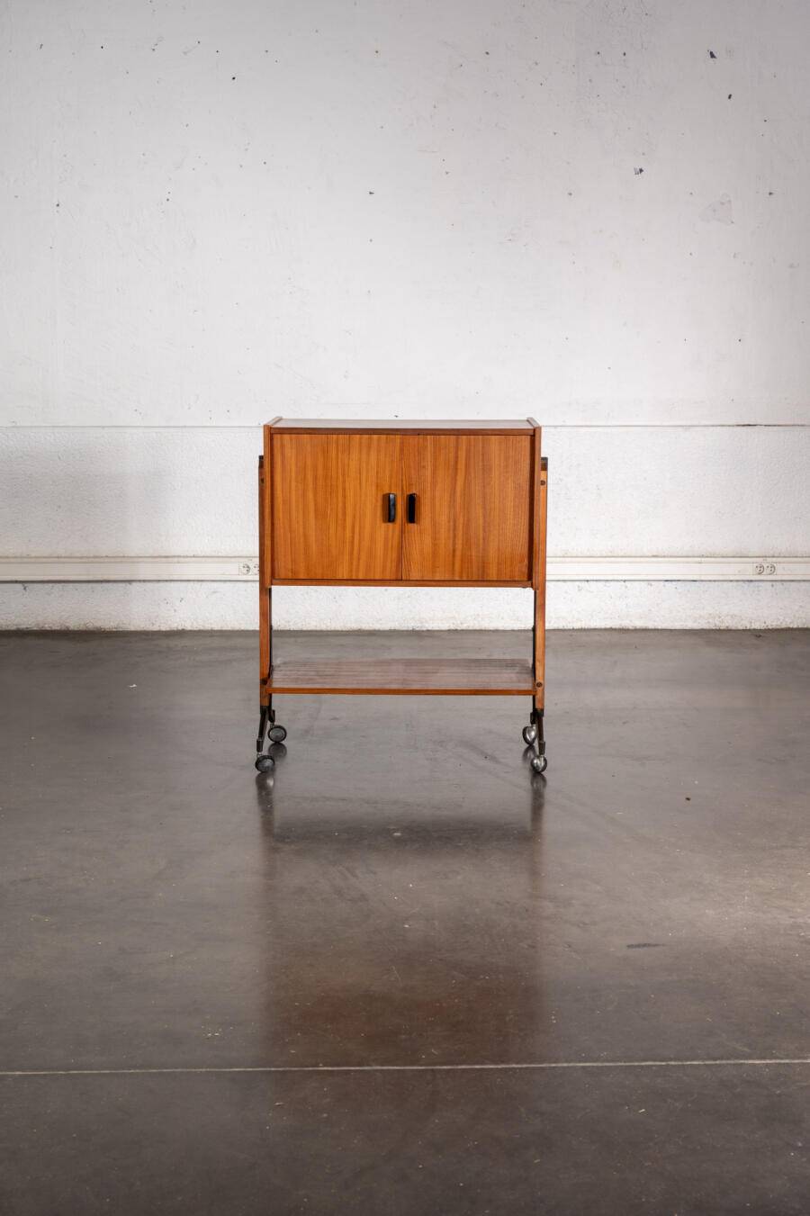Occasional furniture on wheels