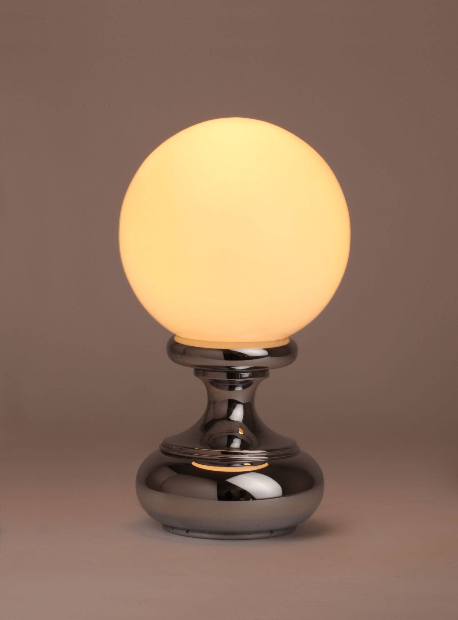 Globe table lamps